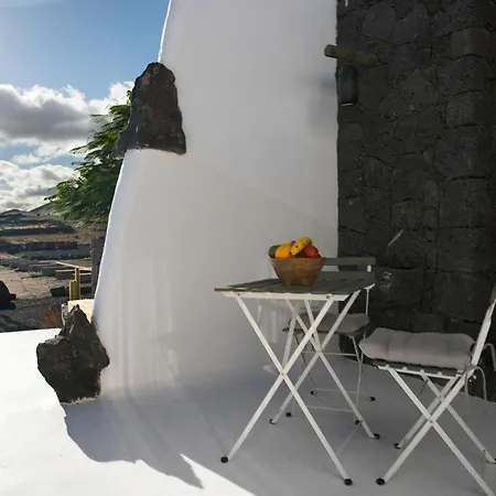 La Higuera Apartment *